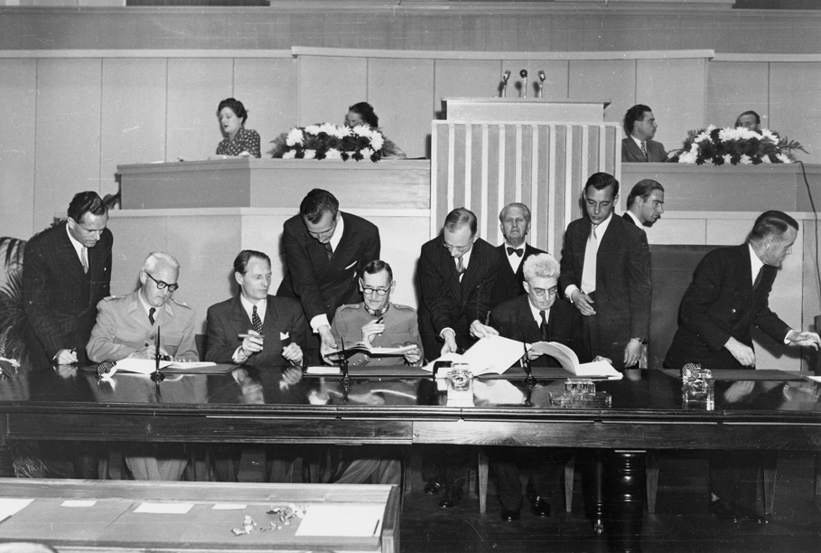 Conventions de Genève - signature en 1949